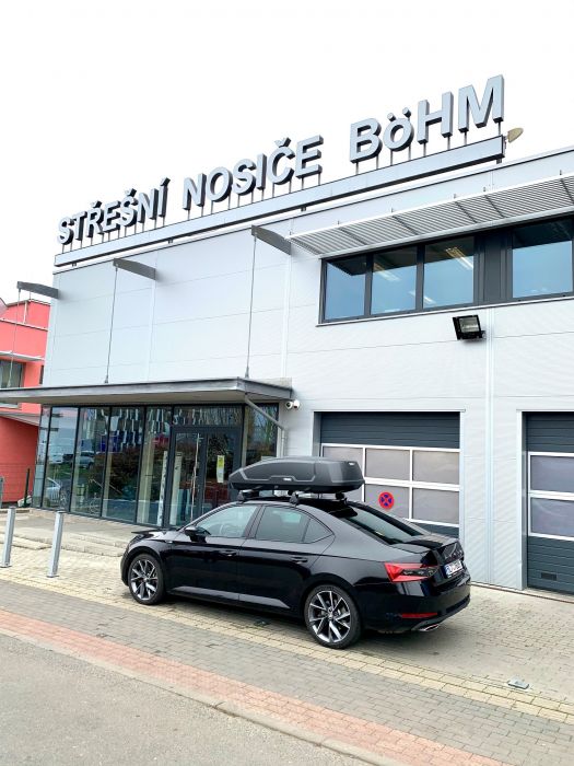 Náhľad produktu - Strešný box Thule Force XT L Aeroskin čierny