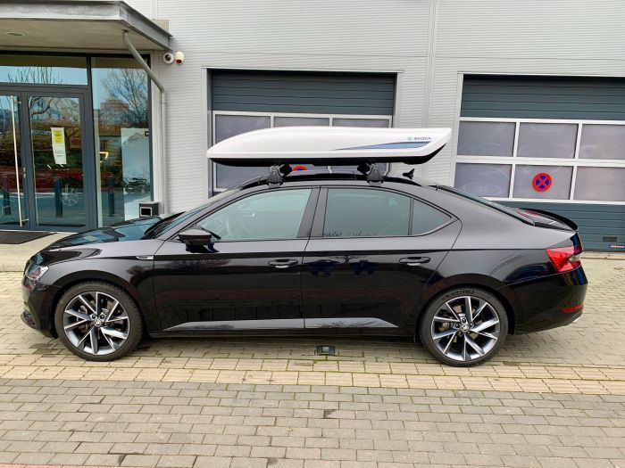 Náhľad produktu - Škoda originál strešný box - Biely