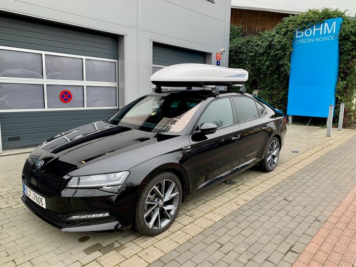 Náhľad produktu - Škoda originál strešný box - Biely