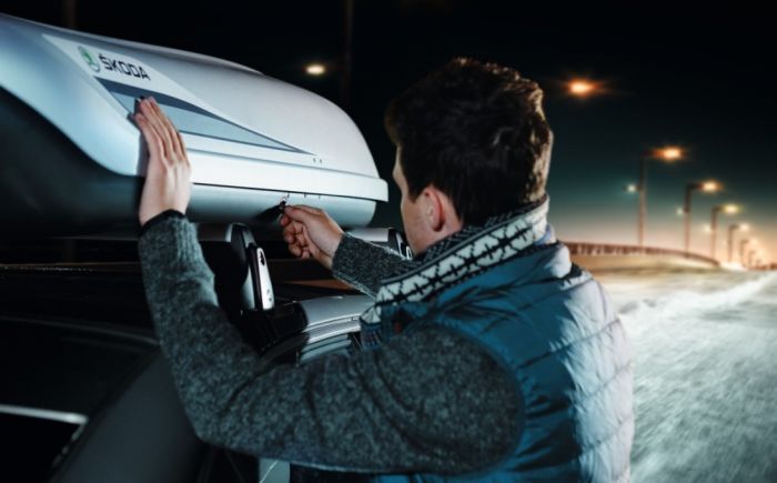 Náhľad produktu - Škoda originál strešný box - Strieborná