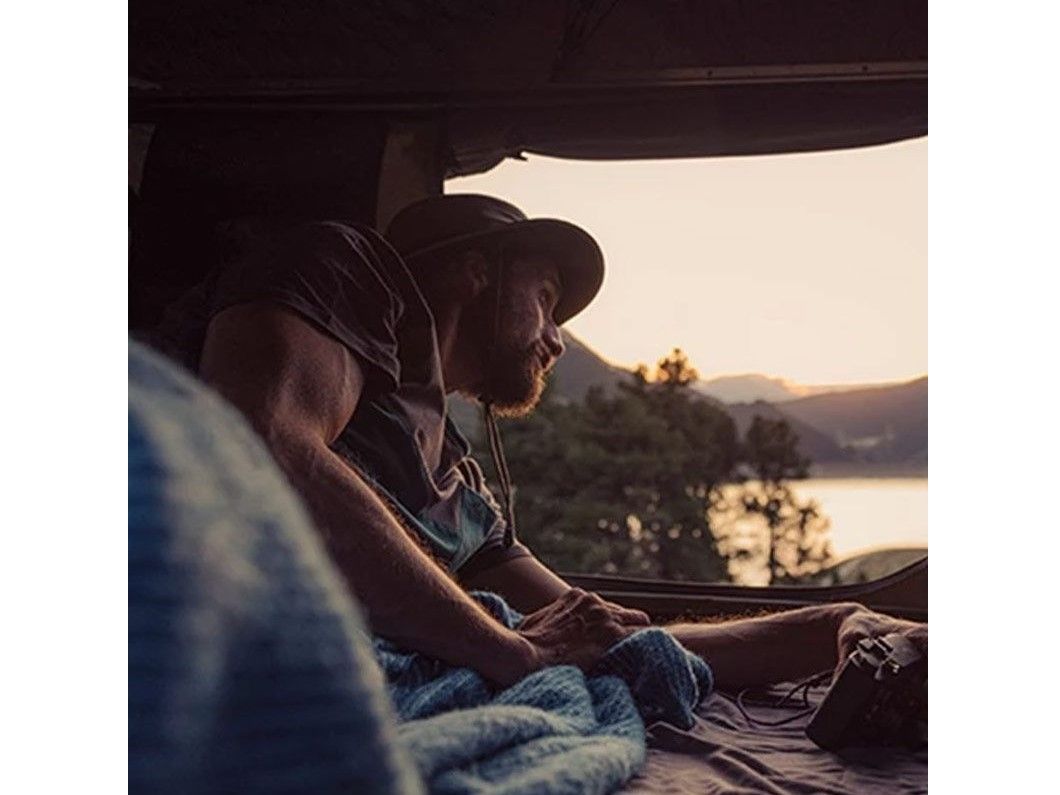 Náhľad produktu - Strešný autostan Aroso Eifel pre 2 osoby - s ABS škrupinou / čierny