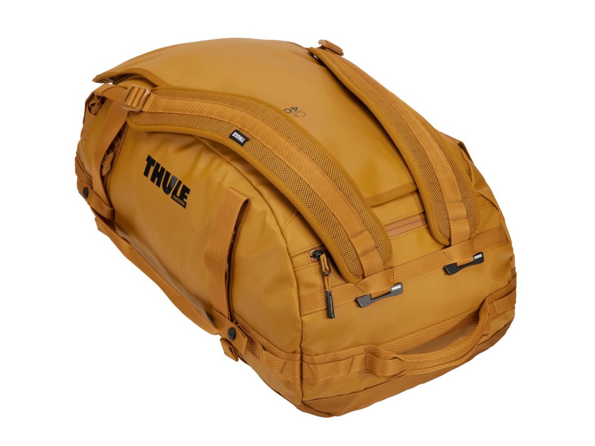 Náhľad produktu - Thule Chasm športová taška 40 l TDSD302 - Golden Brown