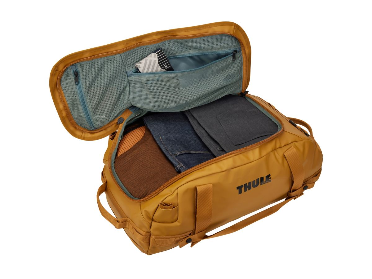 Náhľad produktu - Thule Chasm športová taška 40 l TDSD302 - Golden Brown