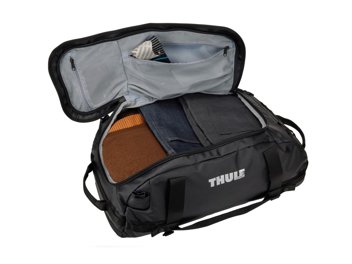Náhľad produktu - Thule Chasm športová taška 40 l TDSD302 - čierna
