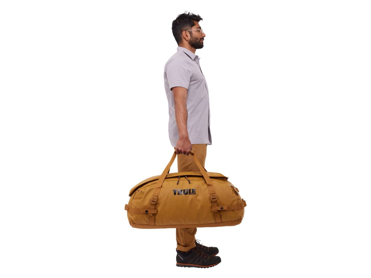 Náhľad produktu - Thule Chasm športová taška 70 l TDSD303 - Golden Brown