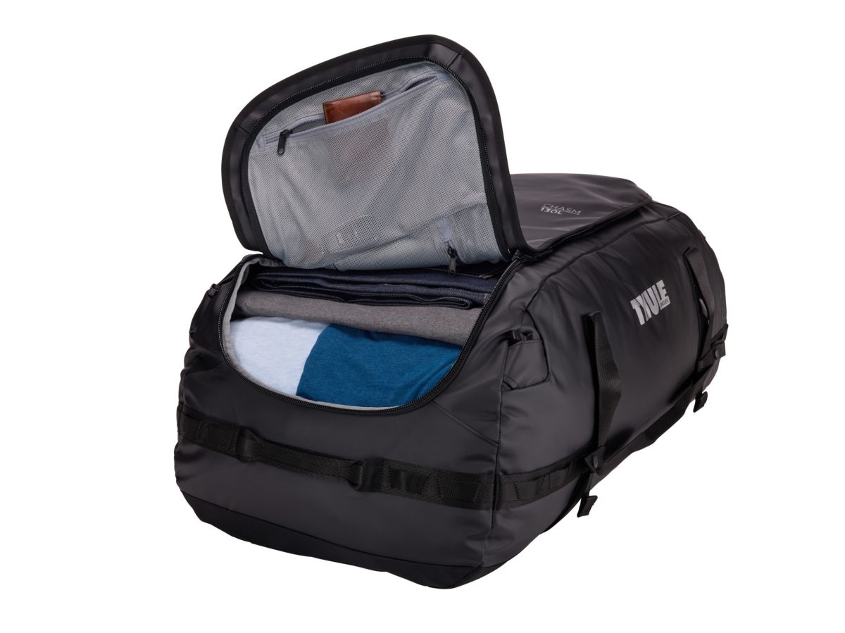 Náhľad produktu - Thule Chasm športová taška 130 l TDSD305 - čierna