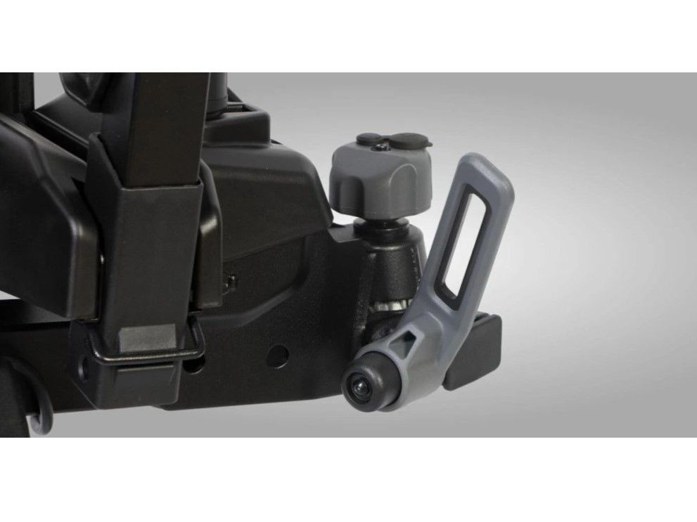 Náhľad produktu - Nosič bicyklov na ťažné BUZZRACK SCORPION LITE 3