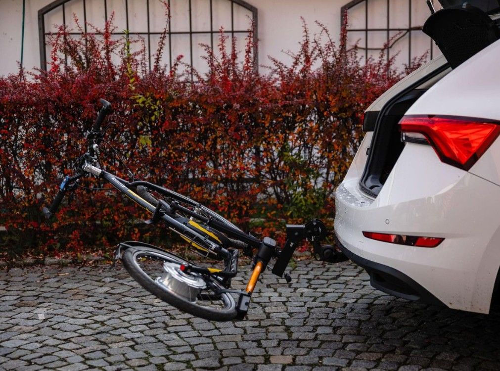 Náhľad produktu - TMK FLY Footbike 01 pre 1 kolobežku (skladací) ORANGE + vak